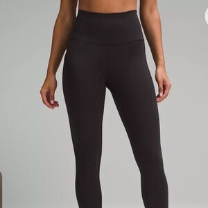 Lulu Lemon - full length - high waisted legging with pockets